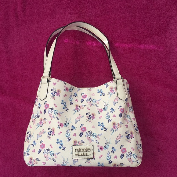 Nicole Purse - Picture 1 of 6